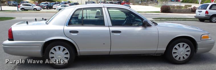 image for item DA1872 2009 Ford Crown Victoria Police Interceptor