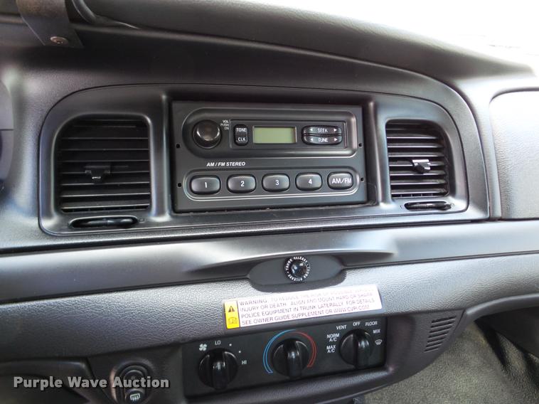 image for item DA1872 2009 Ford Crown Victoria Police Interceptor