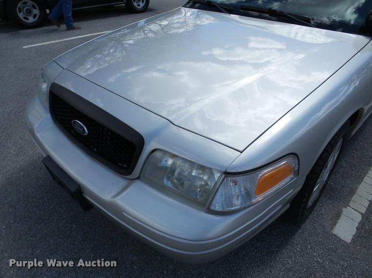 image for item DA1872 2009 Ford Crown Victoria Police Interceptor