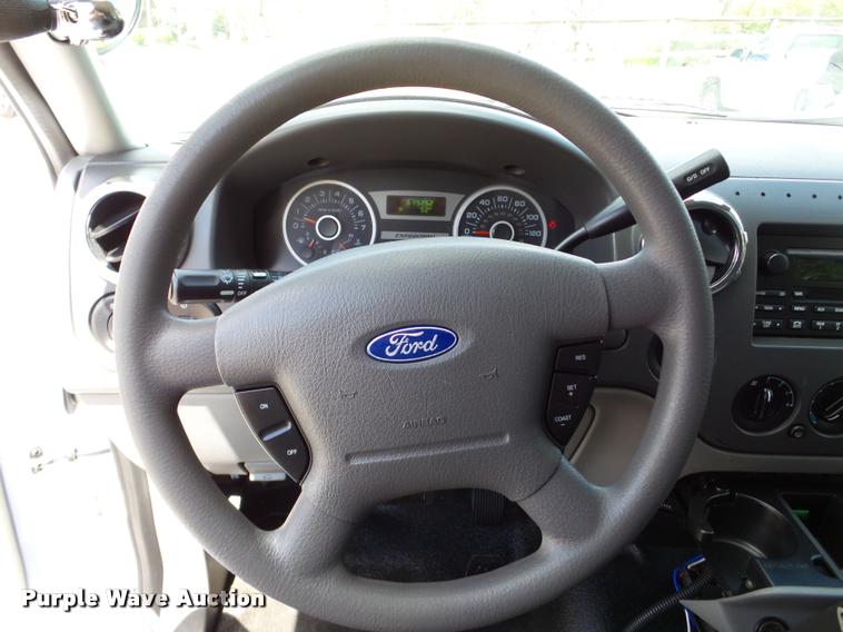 image for item DA1873 2006 Ford Expedition SUV