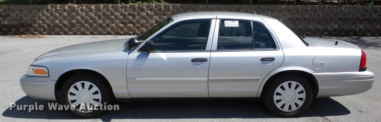image for item DA1874 2009 Ford Crown Victoria Police Interceptor