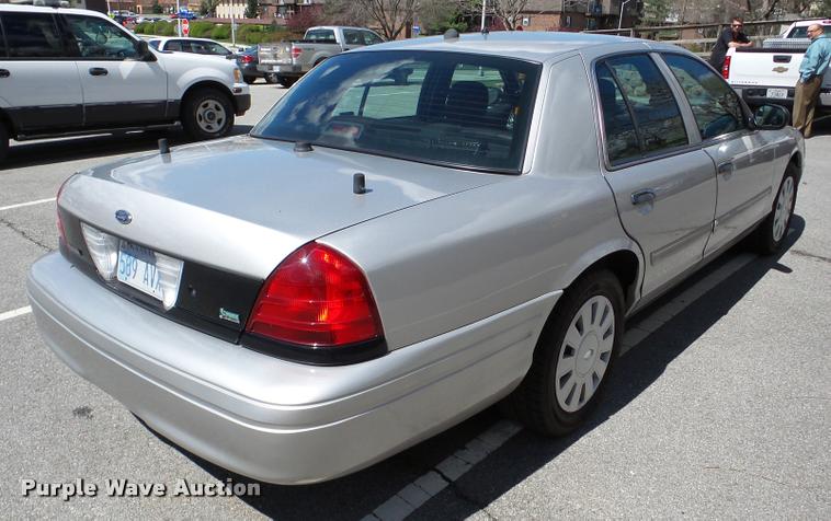 image for item DA1874 2009 Ford Crown Victoria Police Interceptor