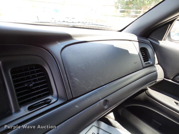 image for item DA1874 2009 Ford Crown Victoria Police Interceptor