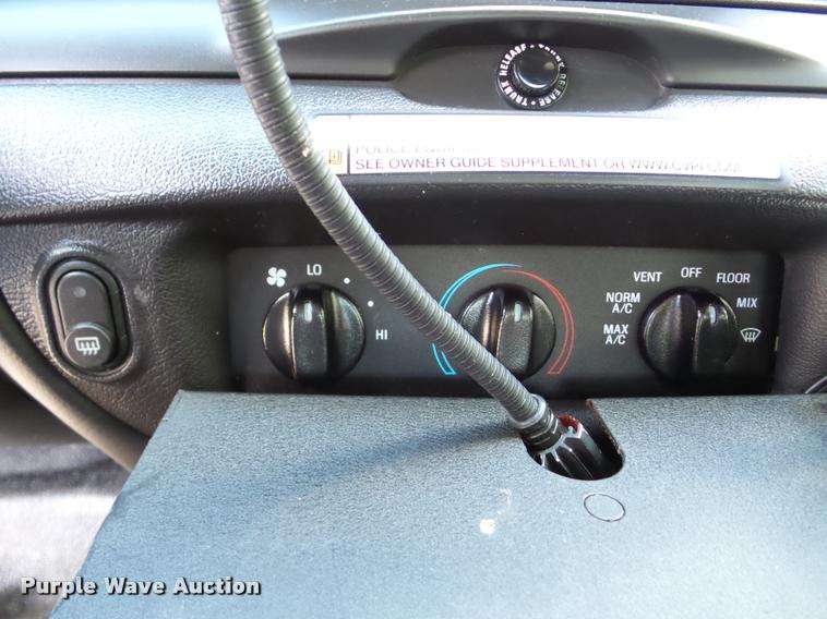 image for item DA1874 2009 Ford Crown Victoria Police Interceptor