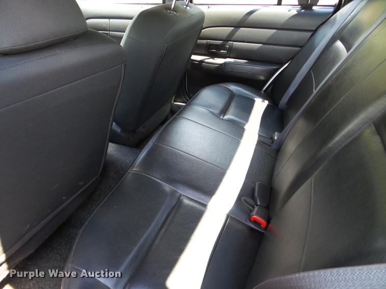 image for item DA1874 2009 Ford Crown Victoria Police Interceptor