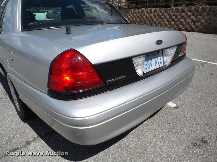 image for item DA1874 2009 Ford Crown Victoria Police Interceptor