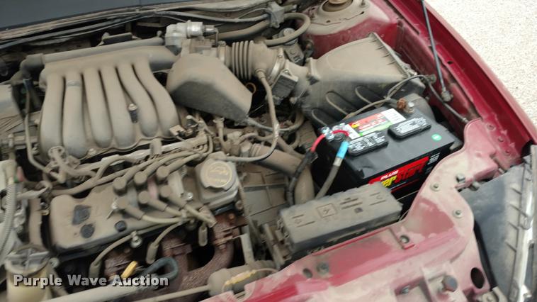 image for item DA5543 2002 Ford Taurus SE