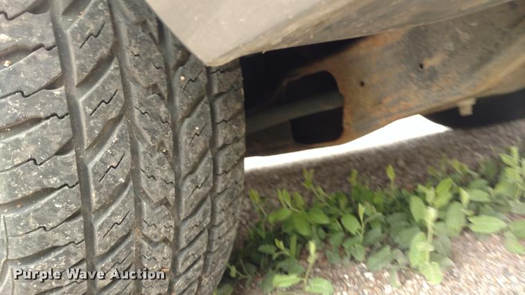 image for item DA5544 2004 Ford Taurus SE