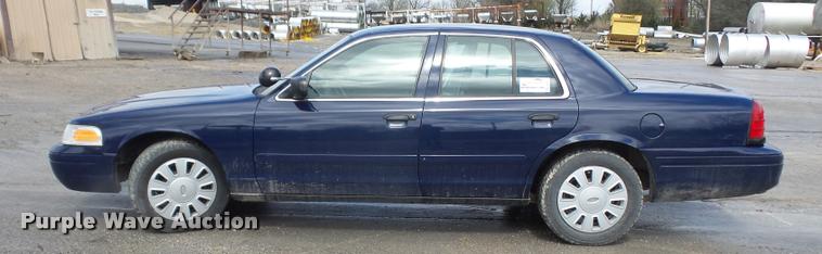 image for item DA8008 2007 Ford Crown Victoria Police Interceptor