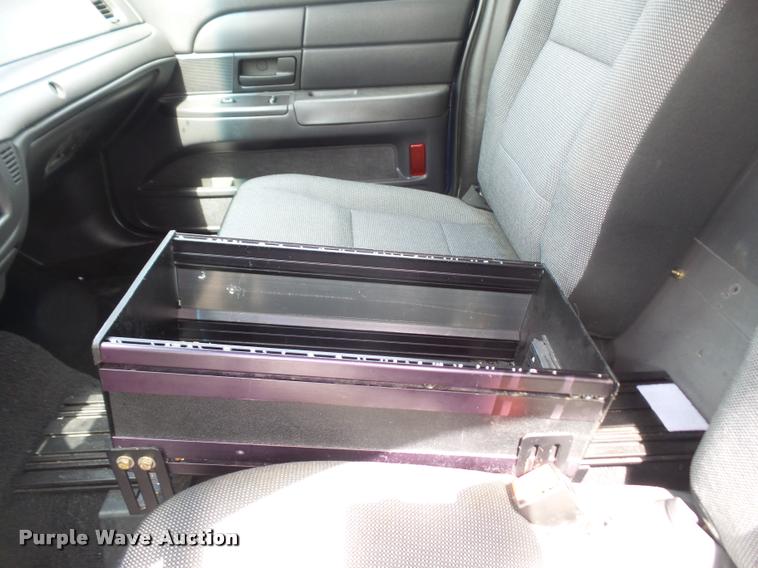 image for item DA8008 2007 Ford Crown Victoria Police Interceptor