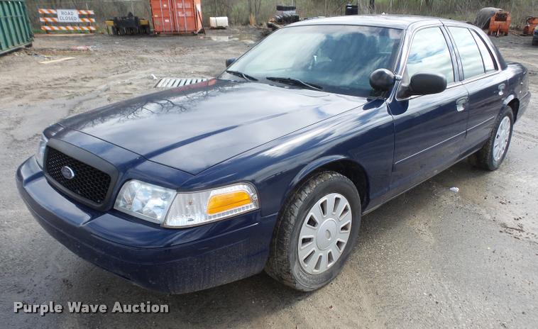 image for item DA8009 2008 Ford Crown Victoria Police Interceptor