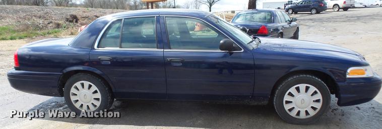 image for item DA8009 2008 Ford Crown Victoria Police Interceptor