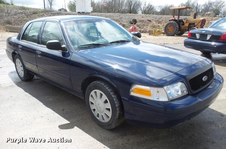 image for item DA8009 2008 Ford Crown Victoria Police Interceptor