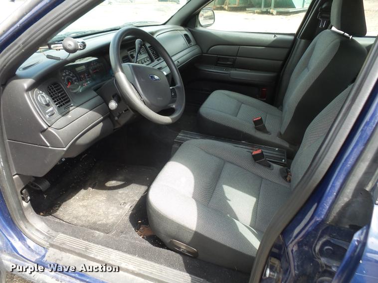 image for item DA8009 2008 Ford Crown Victoria Police Interceptor