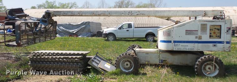 image for item DA8074 Mark Lift CH44C boom lift