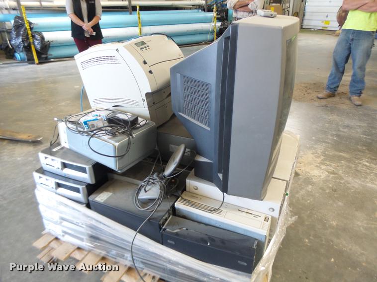 image for item DA9446 Office supplies and equipment