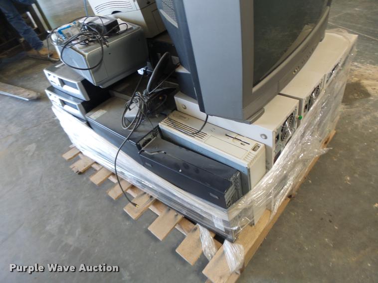 image for item DA9446 Office supplies and equipment