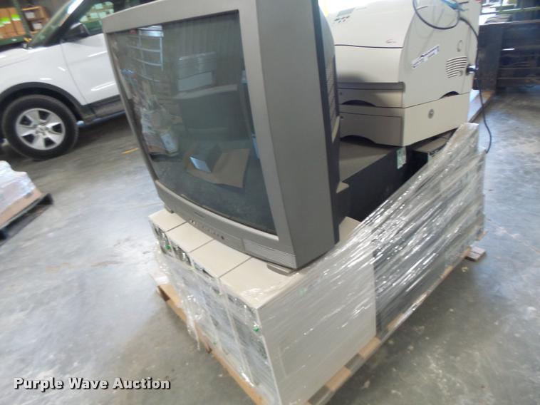 image for item DA9446 Office supplies and equipment