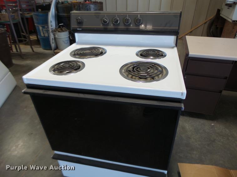 image for item DA9446 Office supplies and equipment