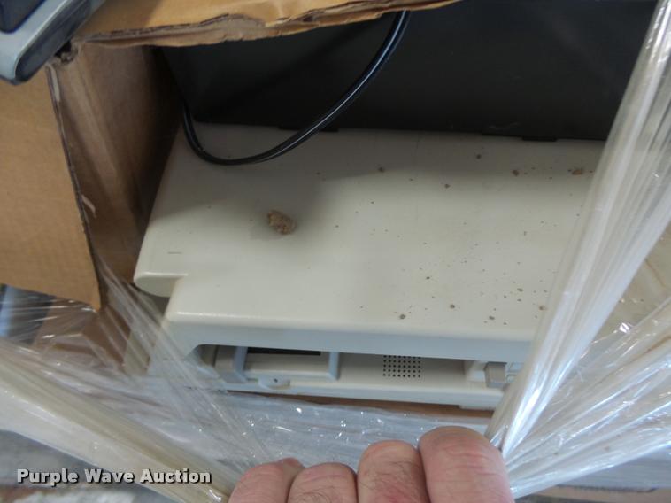 image for item DA9446 Office supplies and equipment