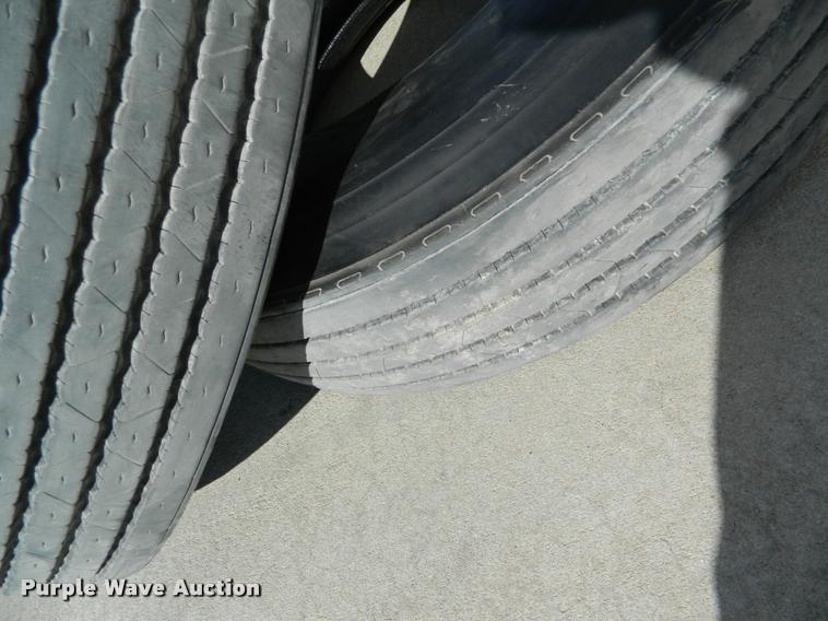 image for item DA9721 (2) Sumitomo ST748 11R22.5 tires