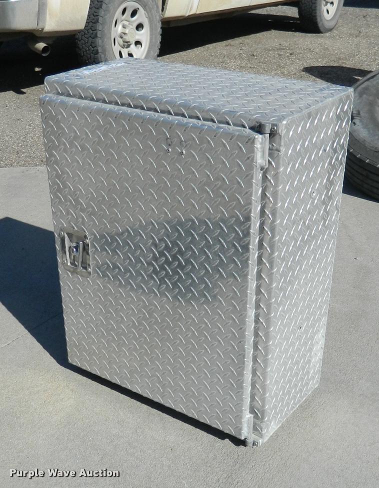 image for item DA9724 Aluminum SCBA box