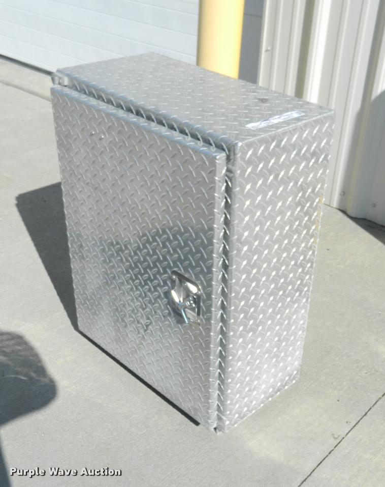 image for item DA9727 Aluminum SCBA box
