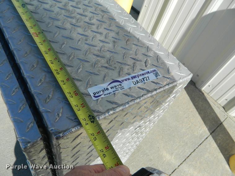 image for item DA9727 Aluminum SCBA box