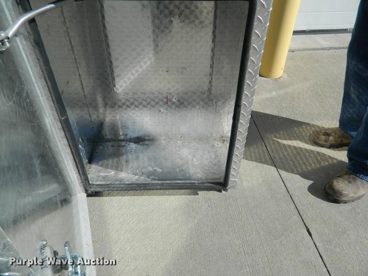 image for item DA9727 Aluminum SCBA box