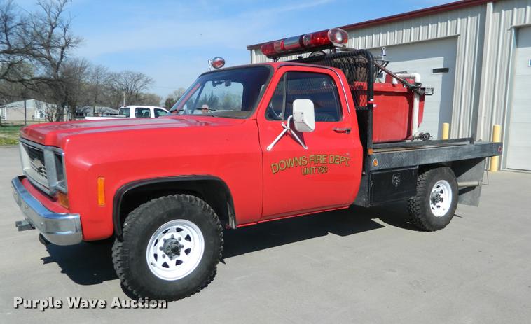 image for item DA9731 1974 Chevrolet brush fire truck