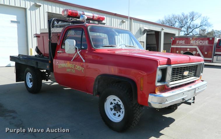 image for item DA9731 1974 Chevrolet brush fire truck