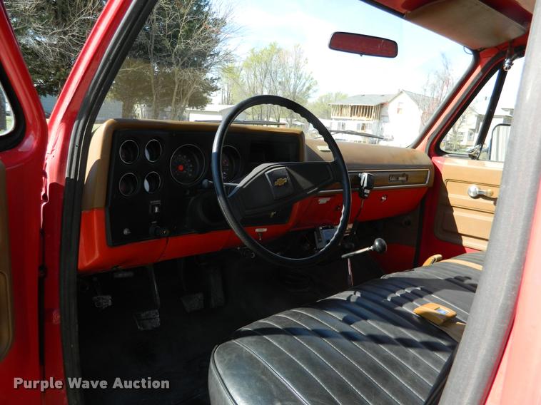 image for item DA9731 1974 Chevrolet brush fire truck