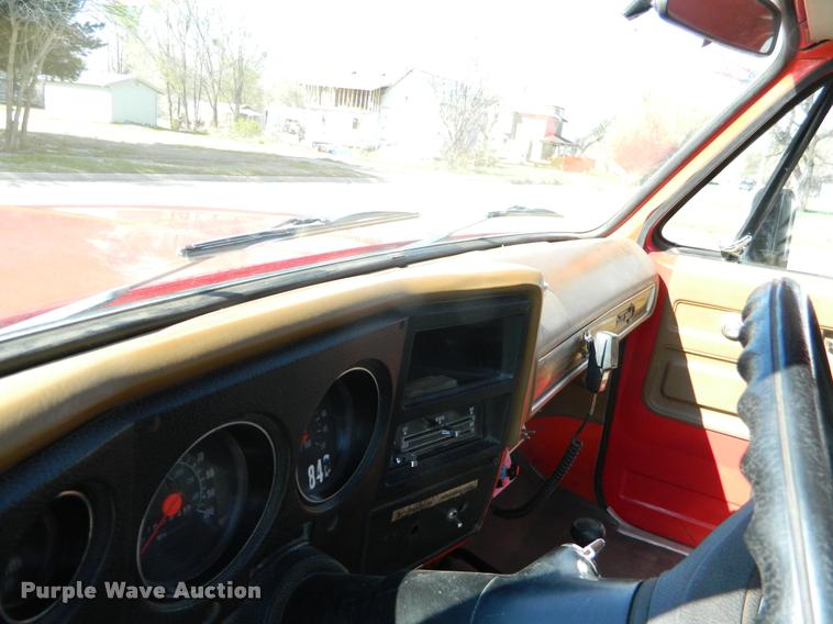 image for item DA9731 1974 Chevrolet brush fire truck