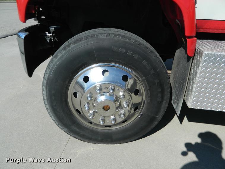 image for item DA9732 1995 GMC TopKick rescue fire truck