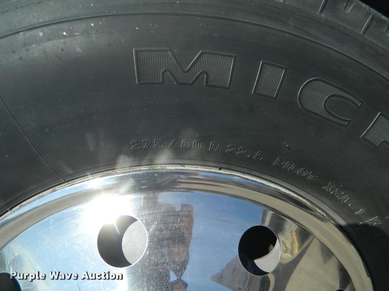 image for item DA9732 1995 GMC TopKick rescue fire truck