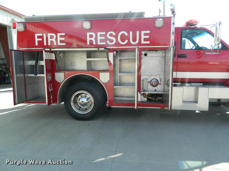 image for item DA9732 1995 GMC TopKick rescue fire truck