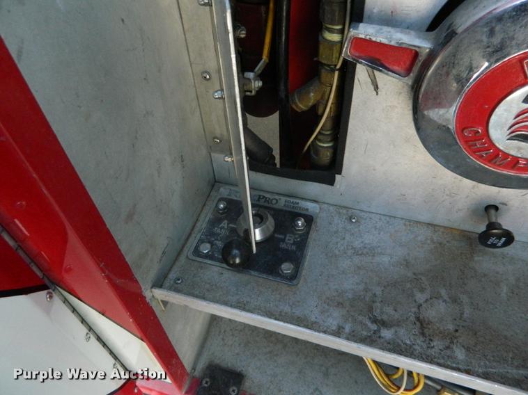 image for item DA9732 1995 GMC TopKick rescue fire truck