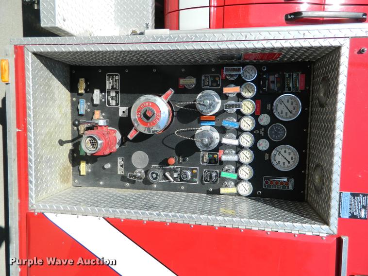 image for item DA9732 1995 GMC TopKick rescue fire truck