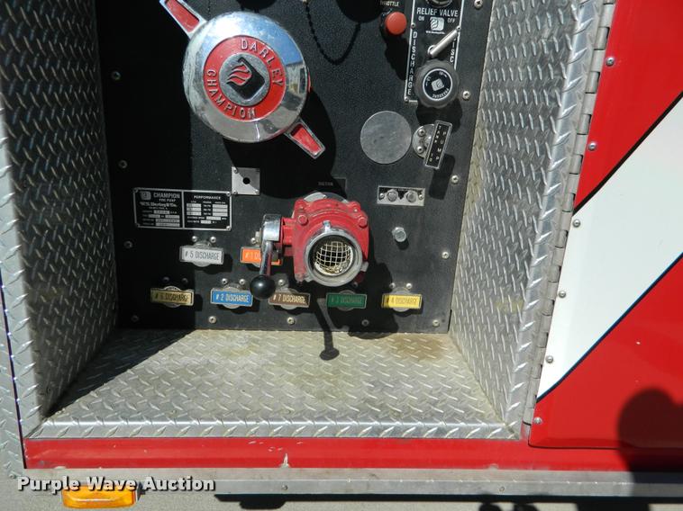 image for item DA9732 1995 GMC TopKick rescue fire truck