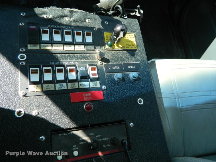 image for item DA9732 1995 GMC TopKick rescue fire truck