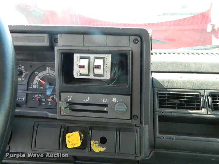 image for item DA9732 1995 GMC TopKick rescue fire truck