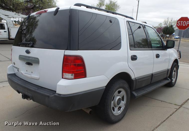 image for item DB1984 2006 Ford Expedition SUV