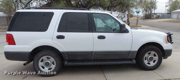 image for item DB1984 2006 Ford Expedition SUV