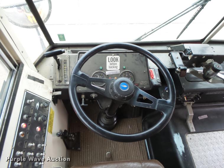 image for item DB1994 1992 Blue Bird TC2000 school bus