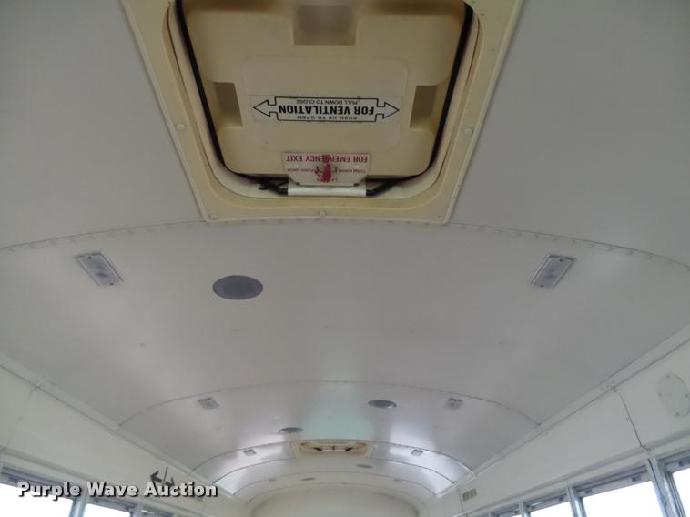 image for item DB1994 1992 Blue Bird TC2000 school bus
