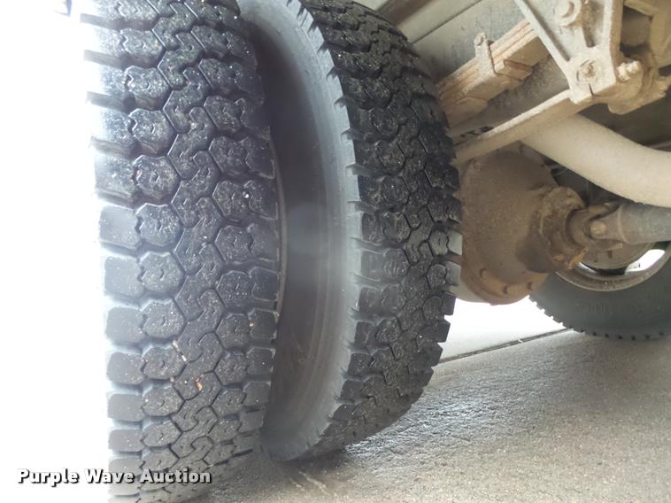 image for item DB1994 1992 Blue Bird TC2000 school bus