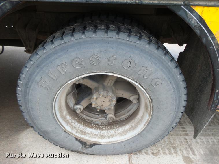 image for item DB1994 1992 Blue Bird TC2000 school bus