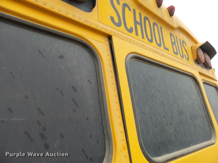 image for item DB1994 1992 Blue Bird TC2000 school bus