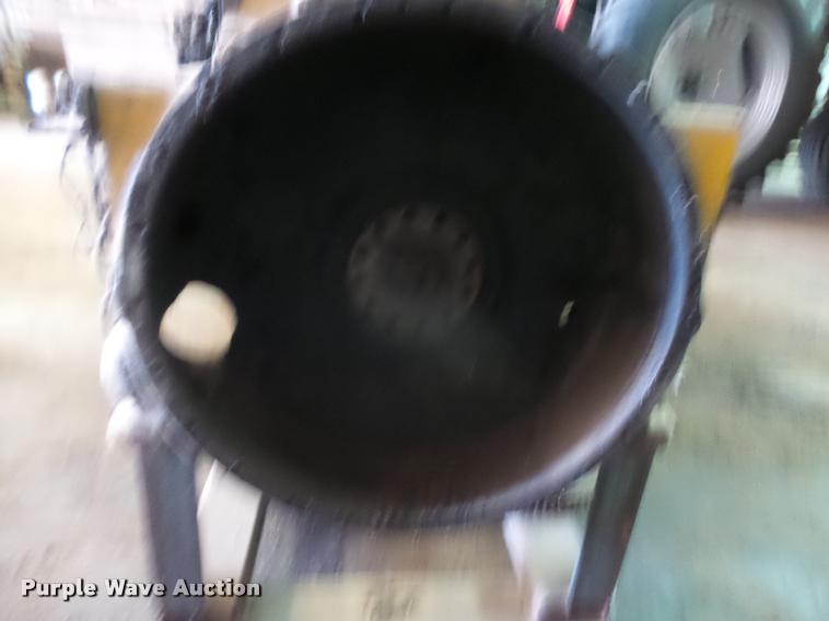 image for item DB2506 Caterpillar 3406B six cylinder turbo diesel engine