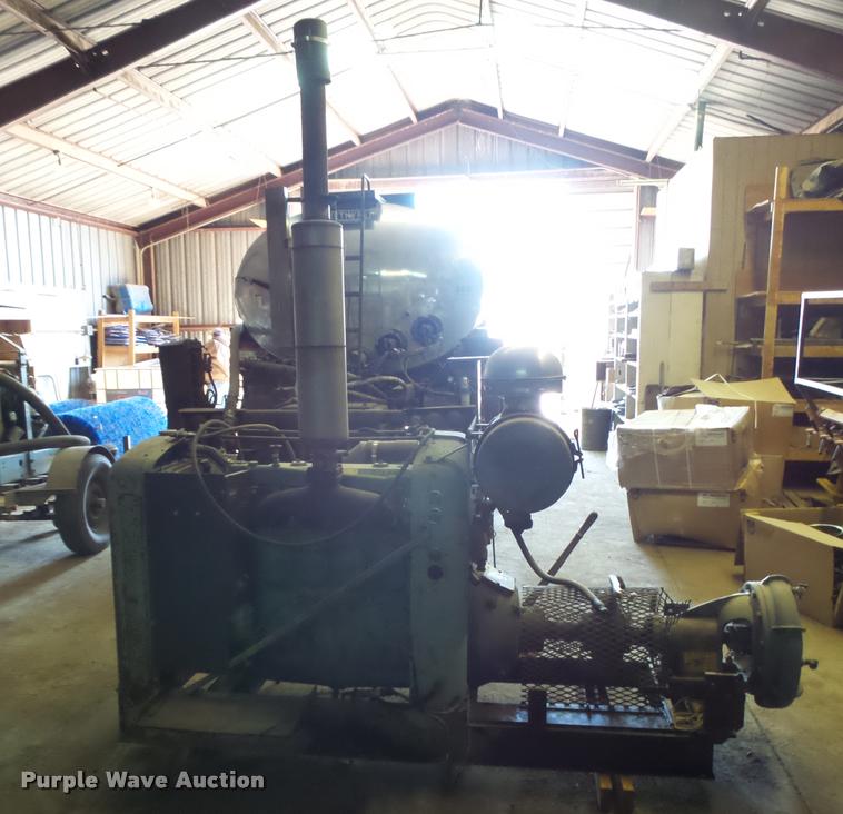 image for item DB2507 Detroit Diesel 471 four diesel engine